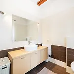 Nira Radonic Villa *