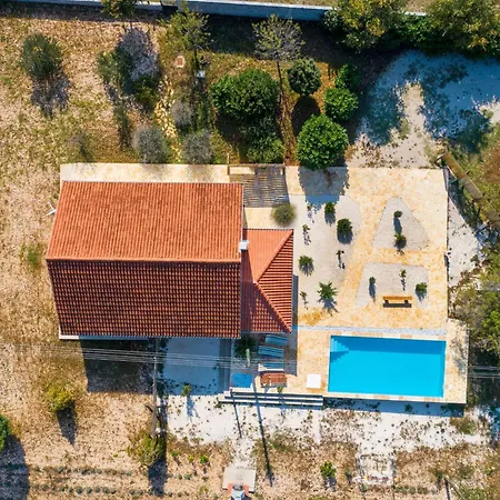 别墅 Nira Radonic *