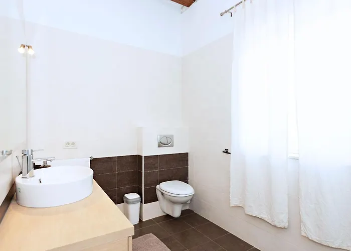 Nira Radonic 别墅 *