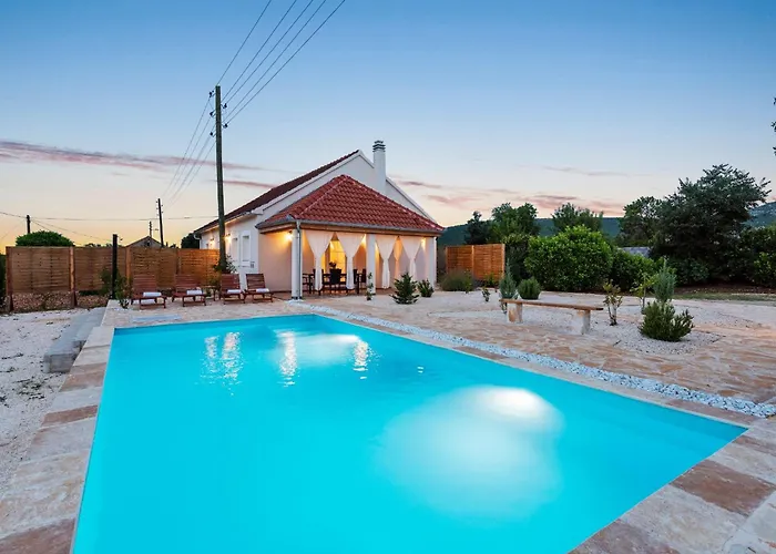 Nira Radonić * Šibenik