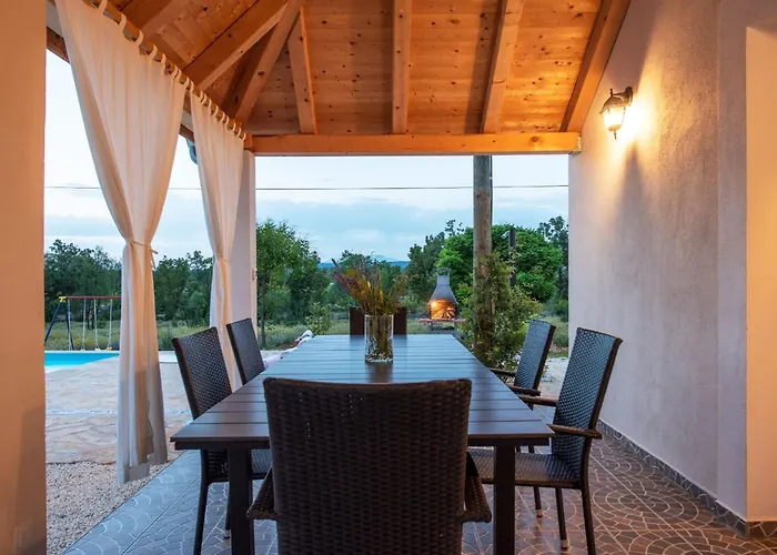 Nira Radonić Šibenik